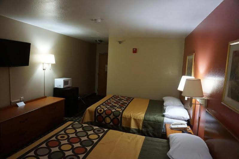 Super 8 by Wyndham Crossville TN Eksteriør bilde